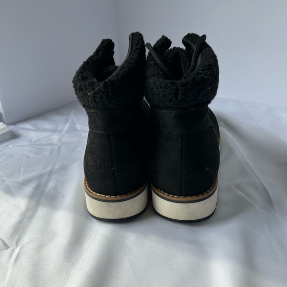 White Mountain Women’s Hiker Boots In Black . Size 7.5 - Picture 3 of 7